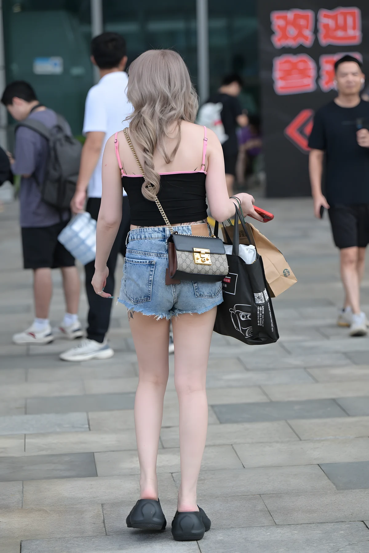 0069.webp
