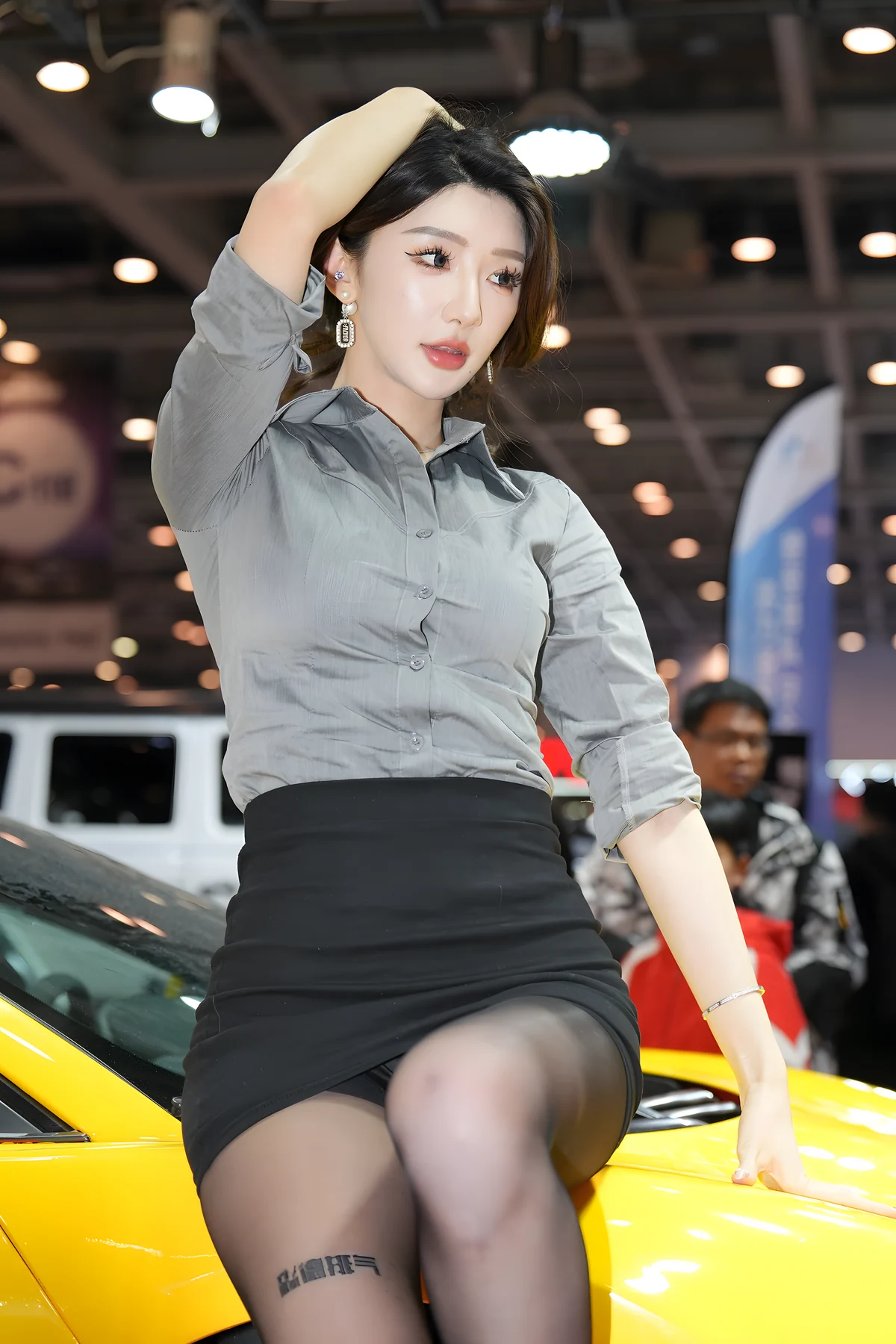 衬衫短裙通勤风J9026