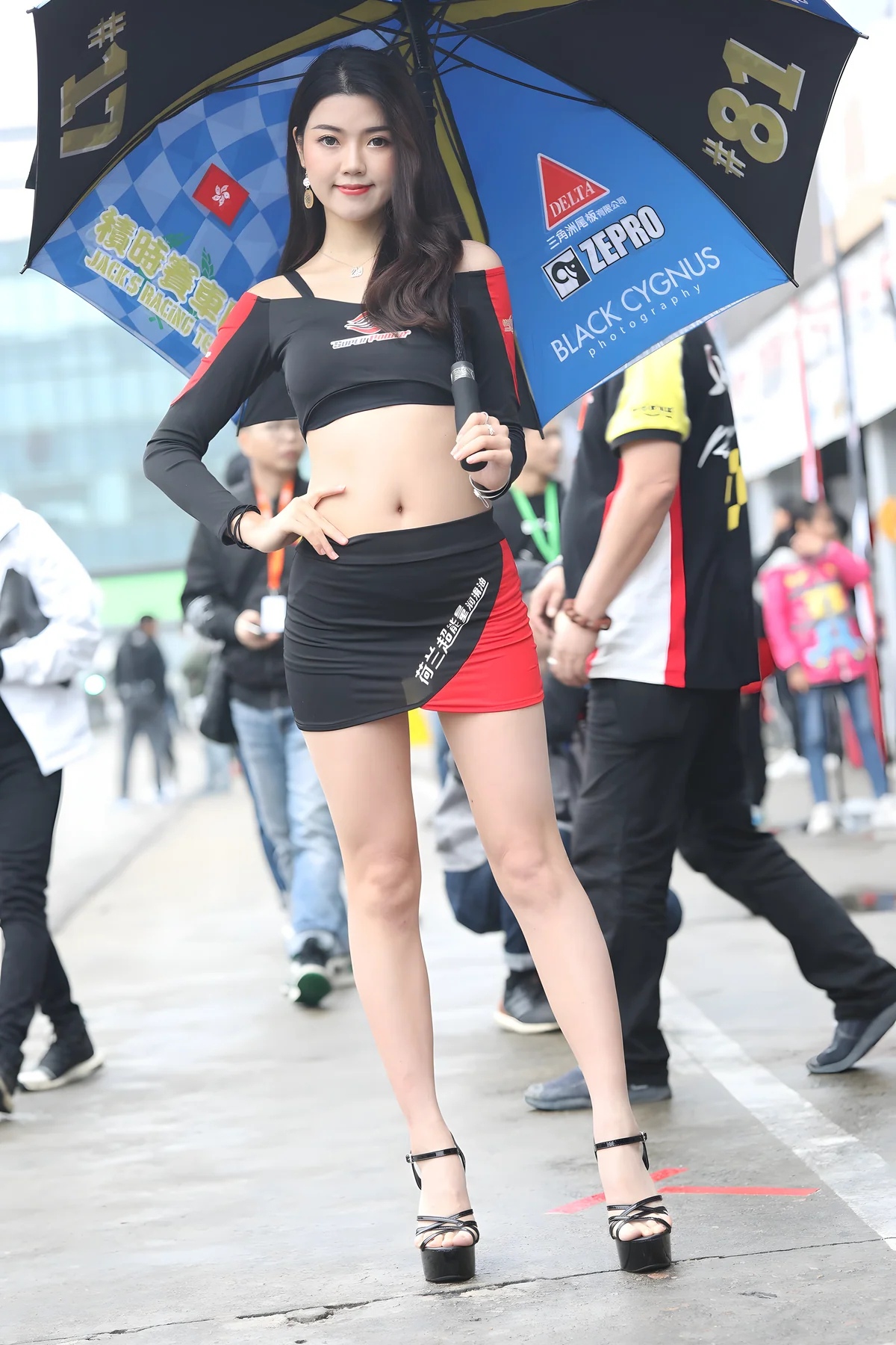 红黑套装裙J9331