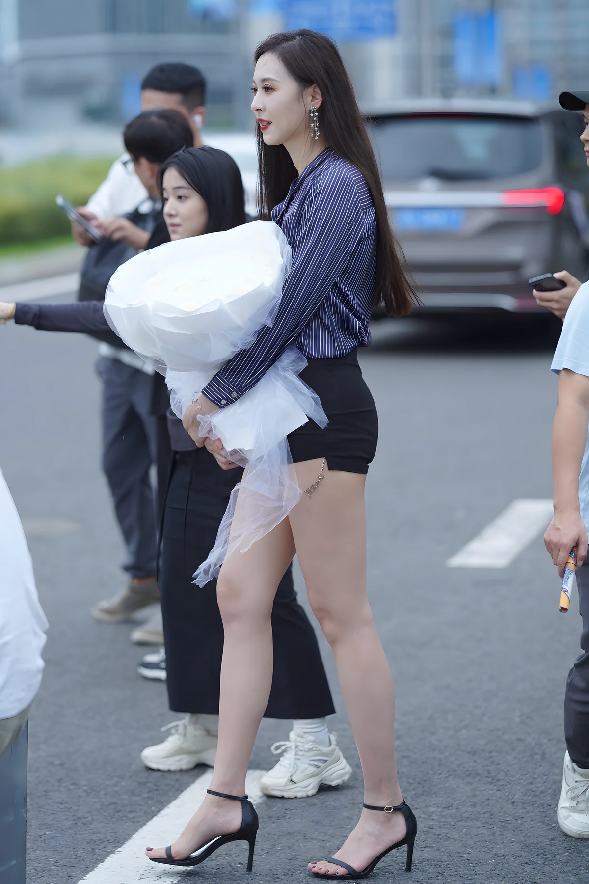 黑色短裤大长腿J9699