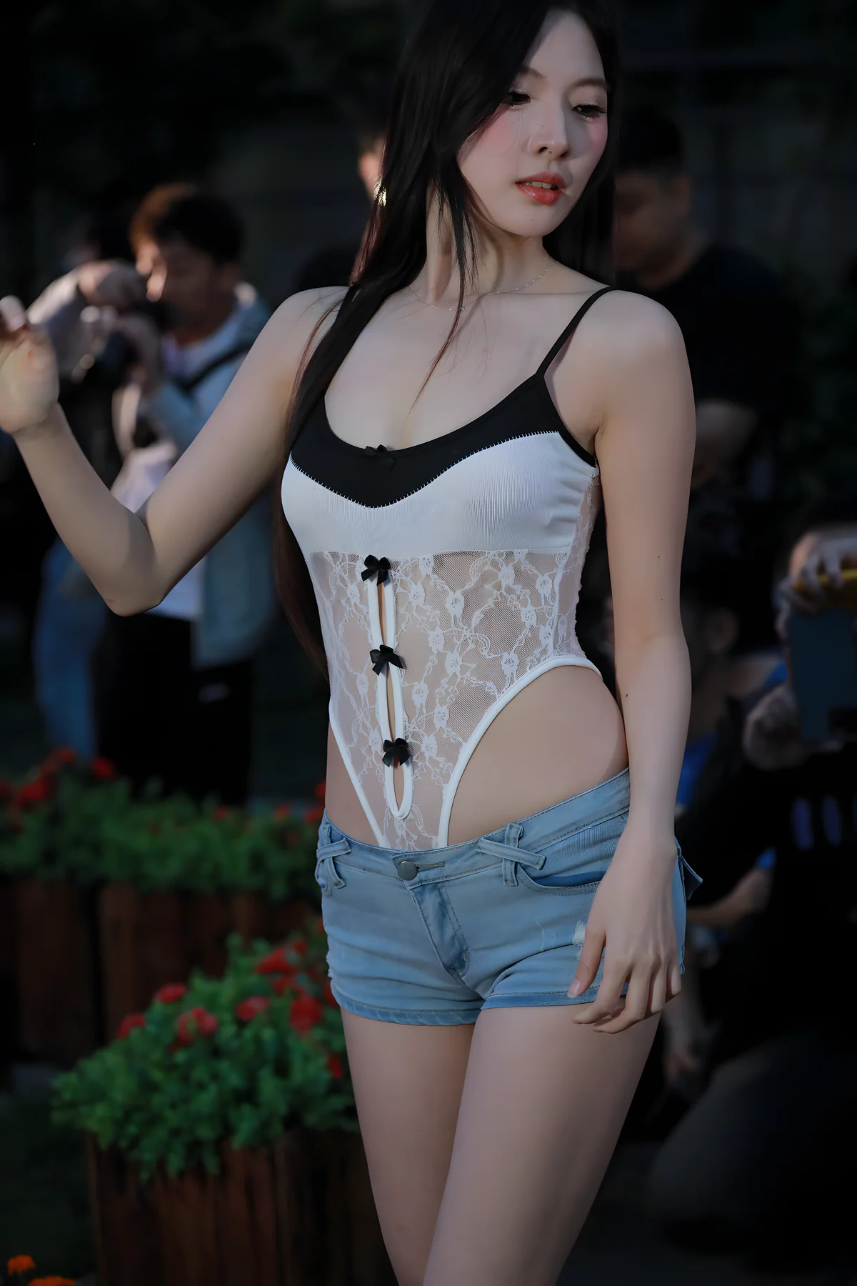 甜美牛仔短裤J6990